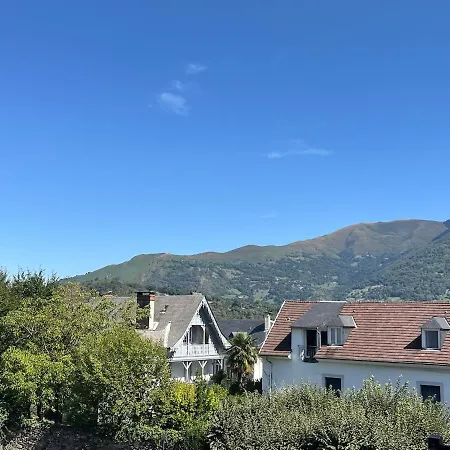 Le Balandrau-centre Gazost Апартаменты